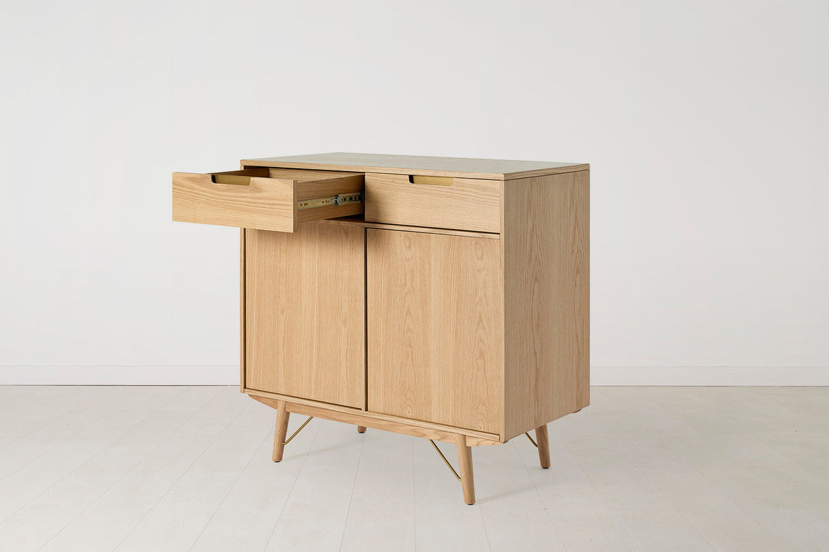 Sideboard 02