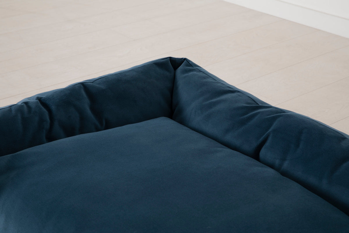 K9-02 Dog Basket Large