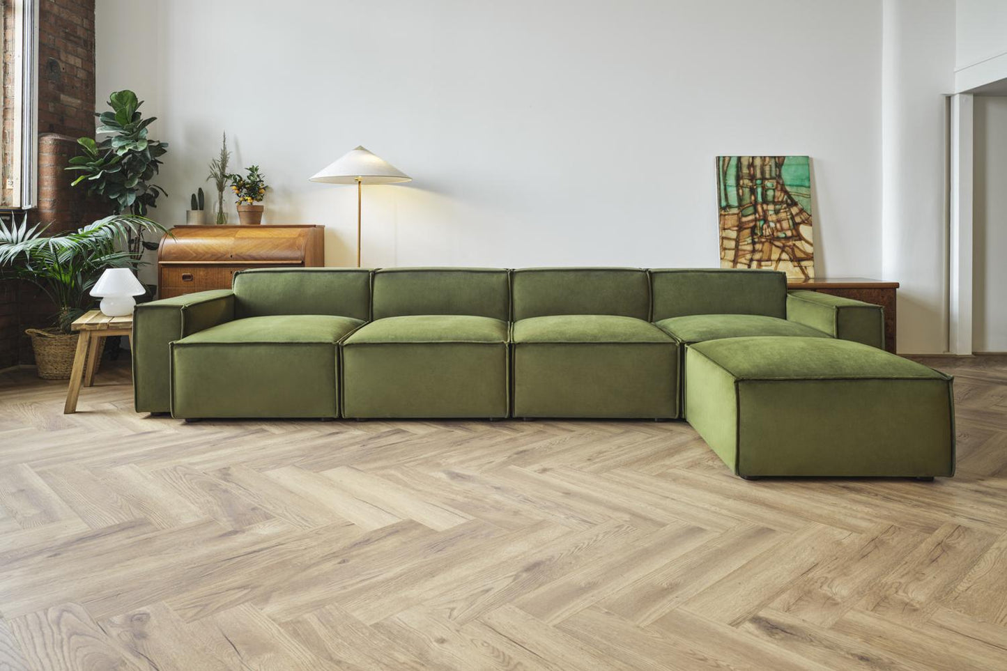 Model 03 4-Seater Right Chaise Sofa