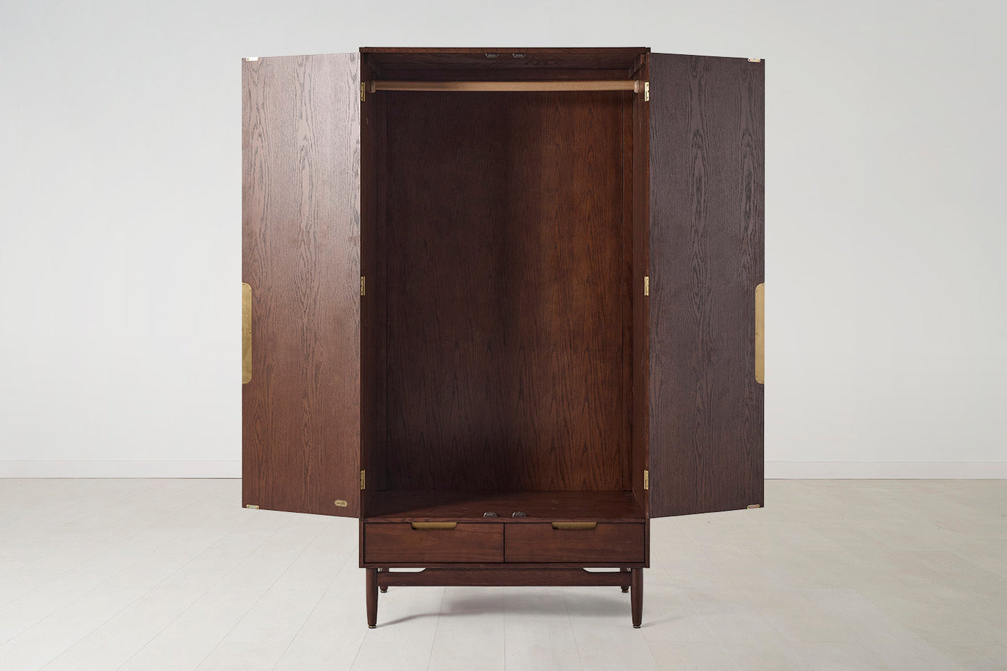Wardrobe 01