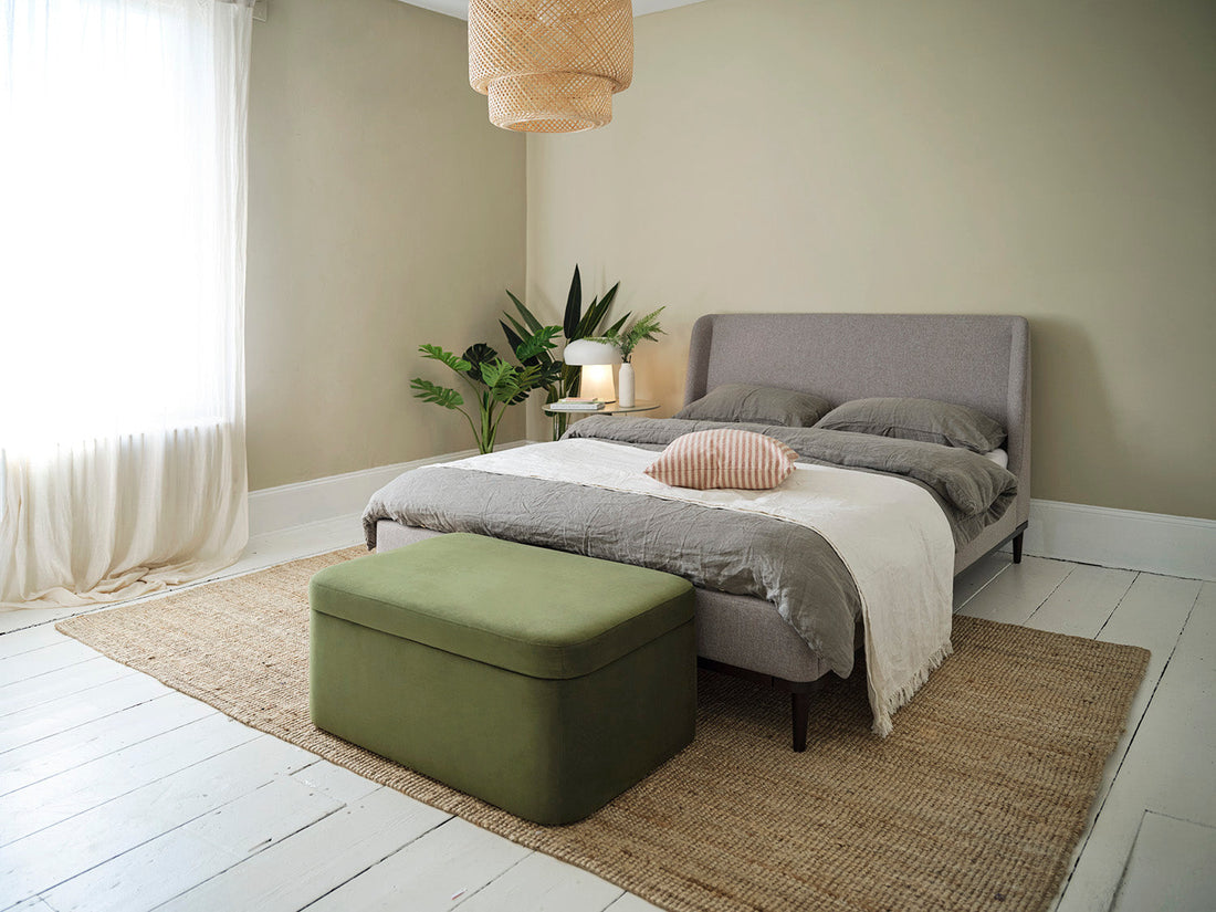 7 Bench Styles for the End of Your Bed