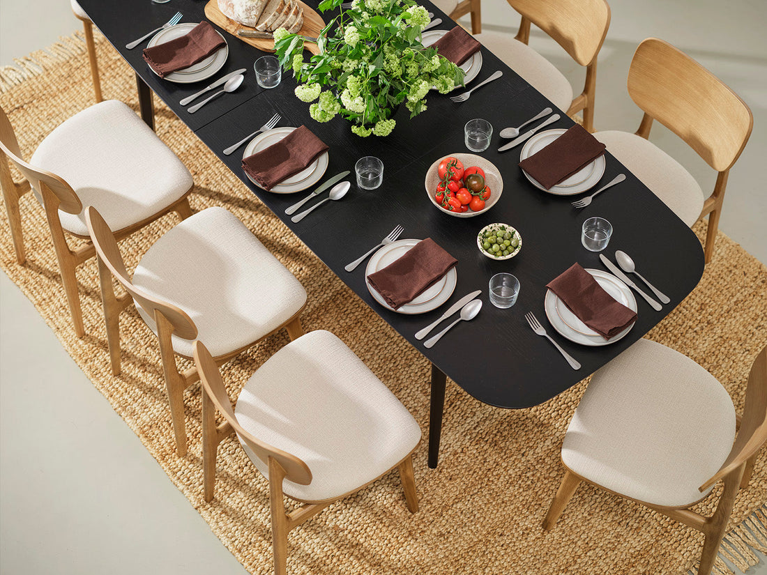 The Top 5 Types of Chair to Pair With an Extendable Dining Table