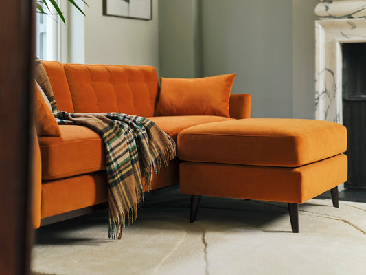 Why Woollen Throws Are a Year-Round Staple (And How to Care for Them)