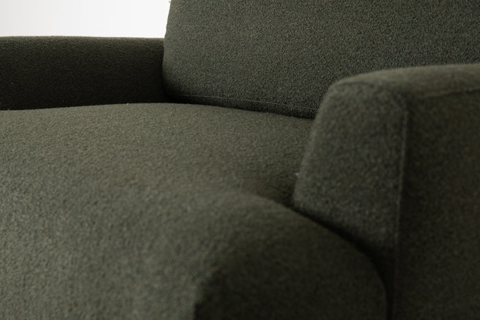 Model 05 Loveseat, Oak / Fern