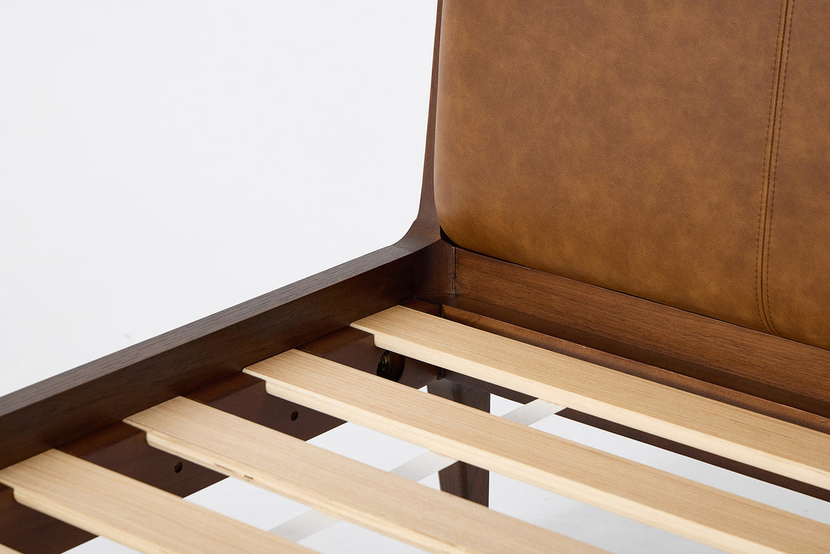 Bed 05 Double Bed, Walnut / Maple