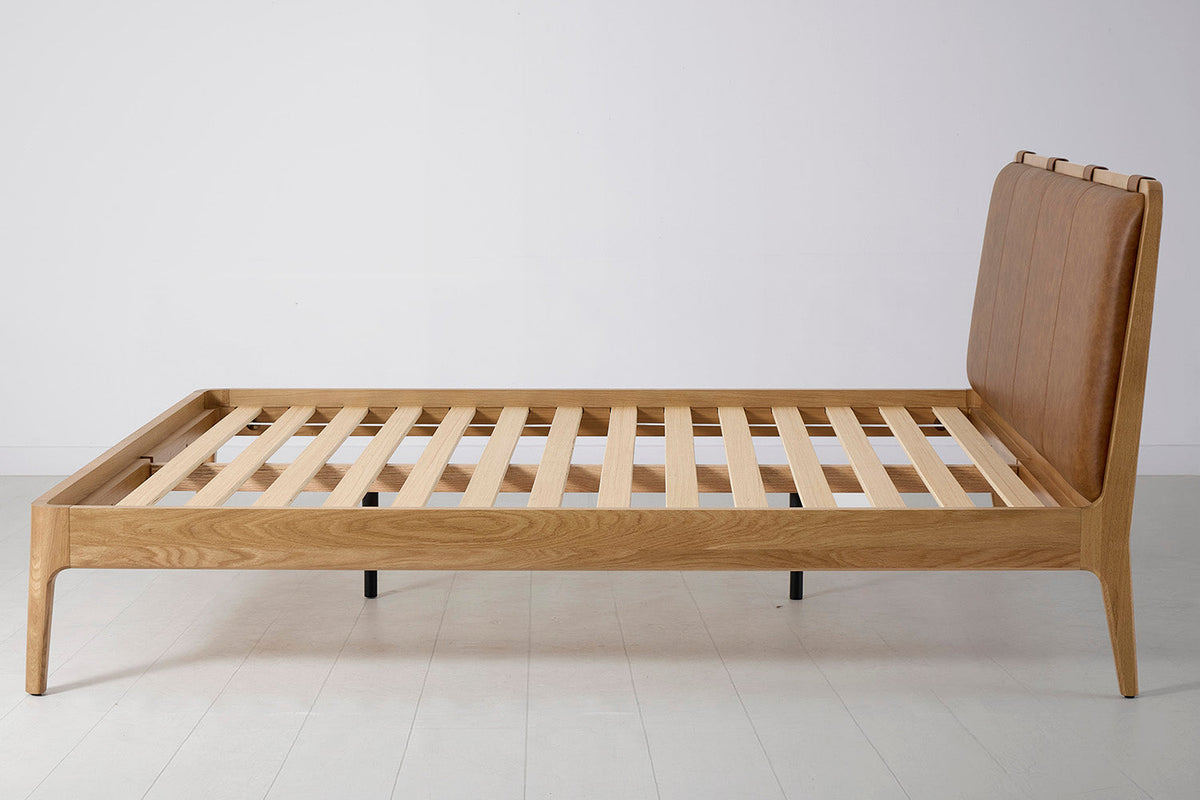 Bed 05 Super King Sized Bed, Oak / Maple