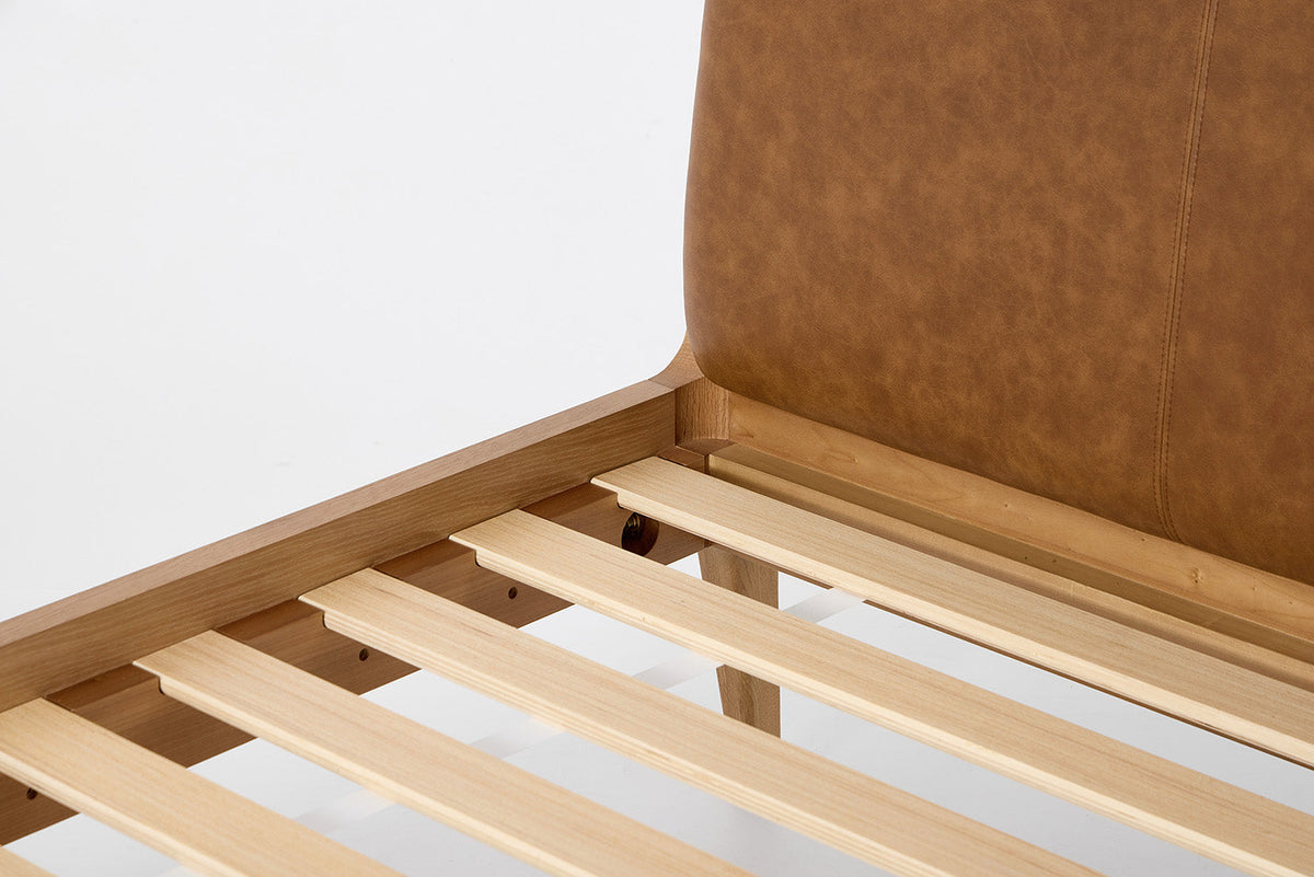 Bed 05 Super King Sized Bed, Oak / Maple