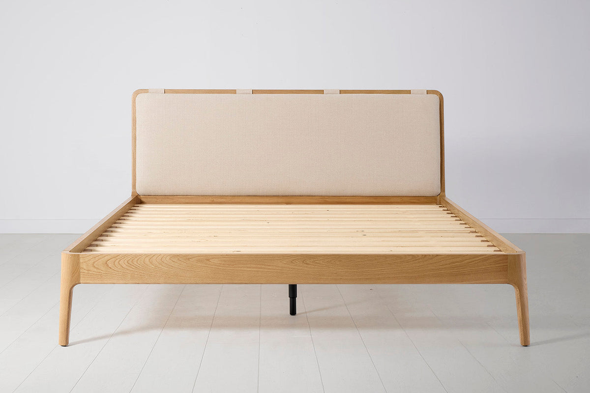 Bed 05 Super King Sized Bed, Oak / Oatmeal