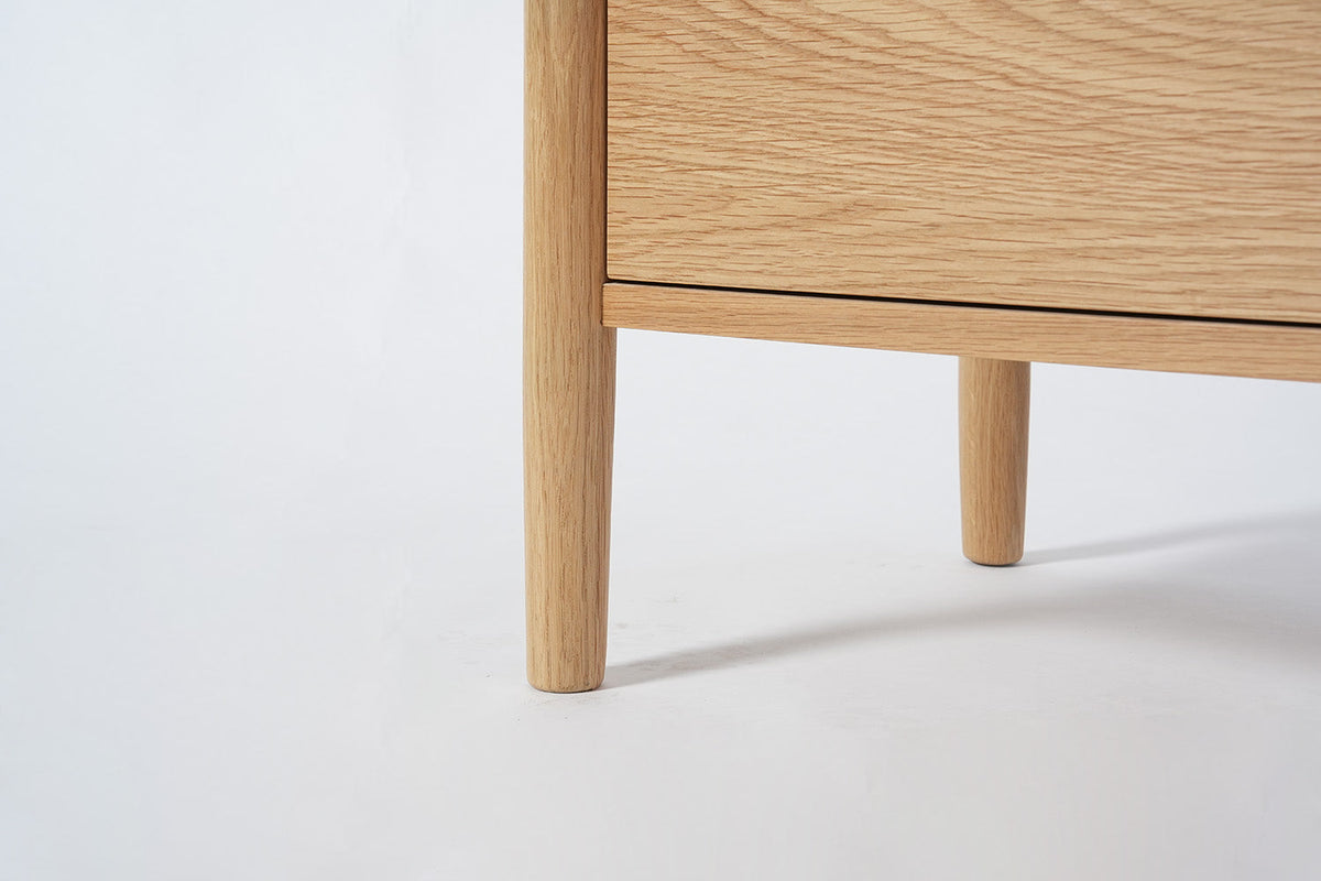 Bedside Table 03, Oak