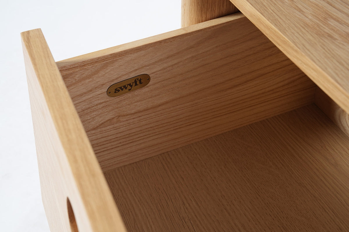 Bedside Table 03, Oak