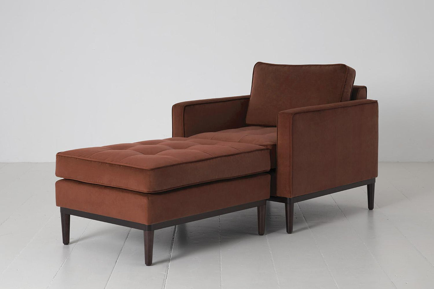 Model 02 Chaise Longue, Brick
