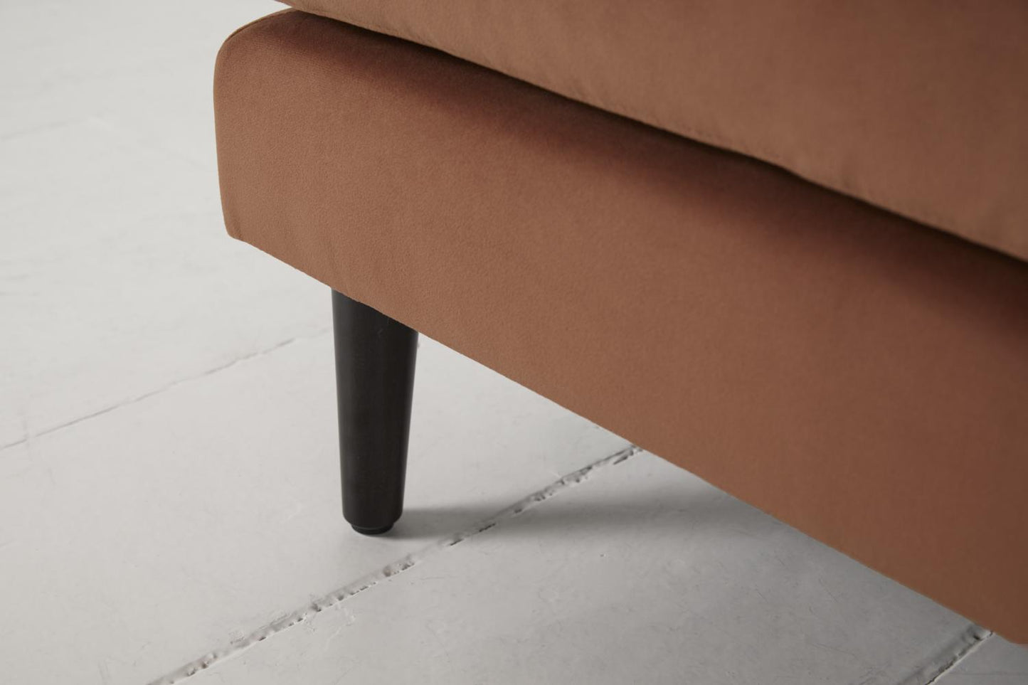 Model 01 Ottoman