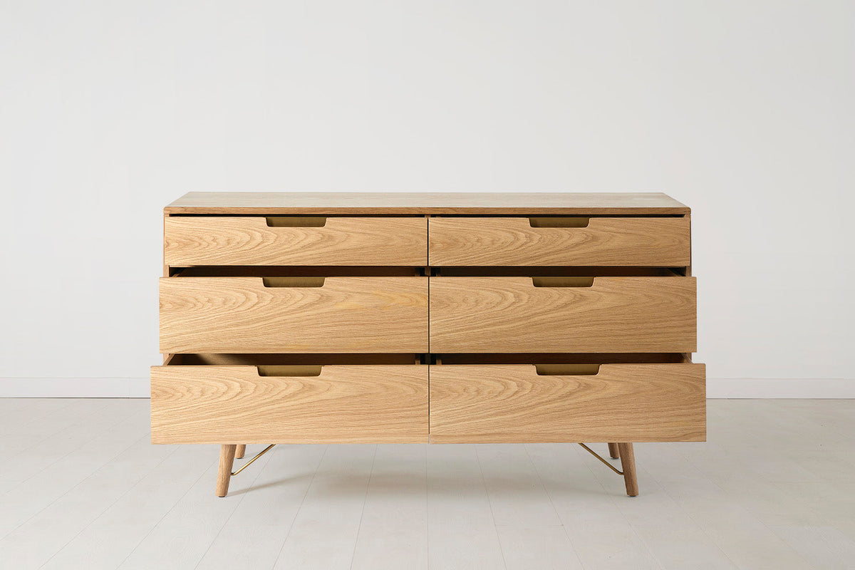 Chest of Drawers 01