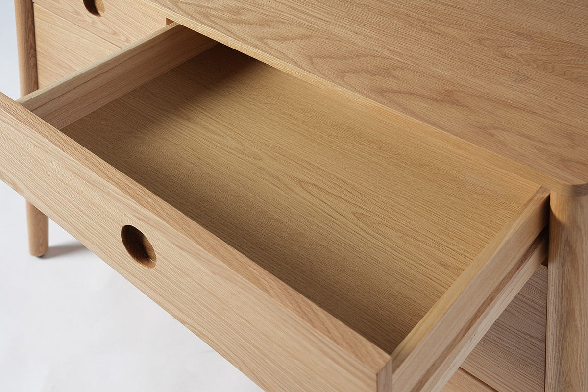 Chest of Drawers 03, Oak
