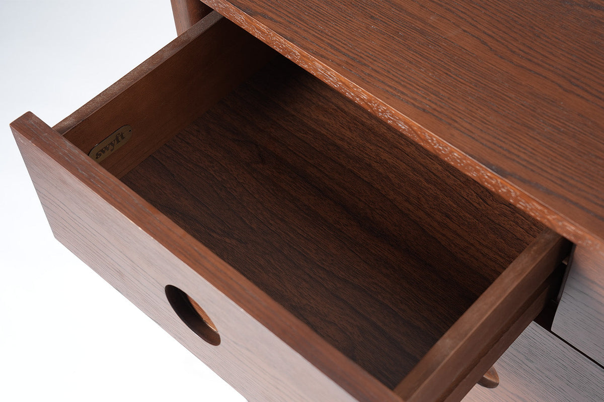 Chest of Drawers 03, Walnut