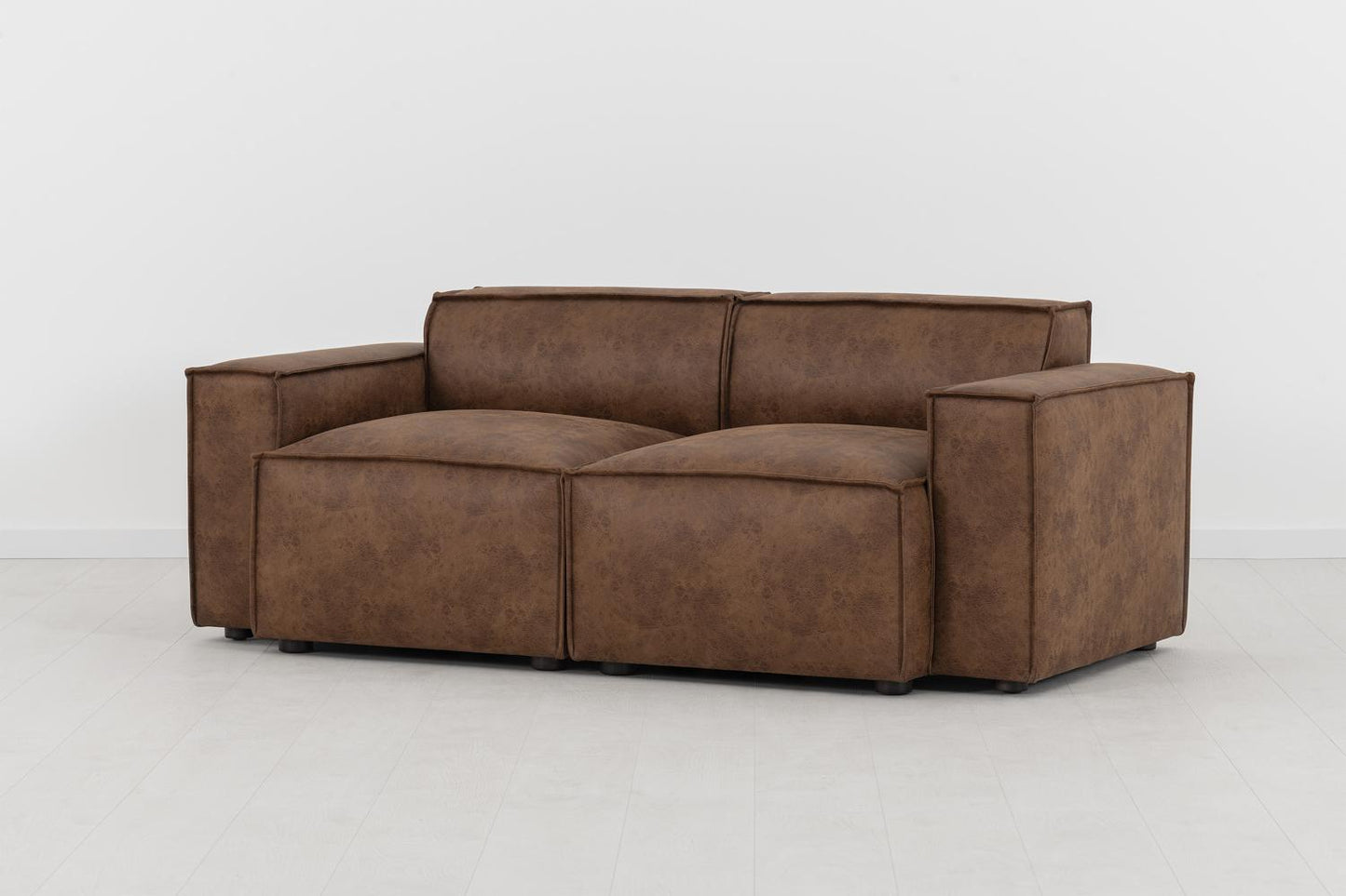 Model 03 2-Seater Sofa, Chestnut