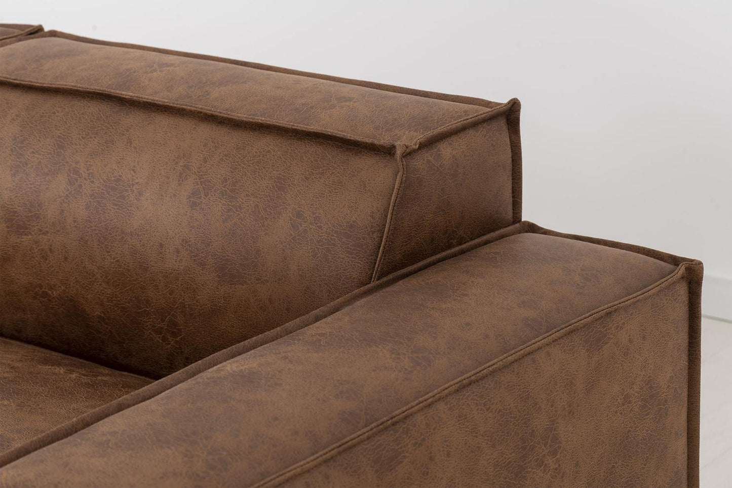 Model 03 3-Seater Sofa, Chestnut
