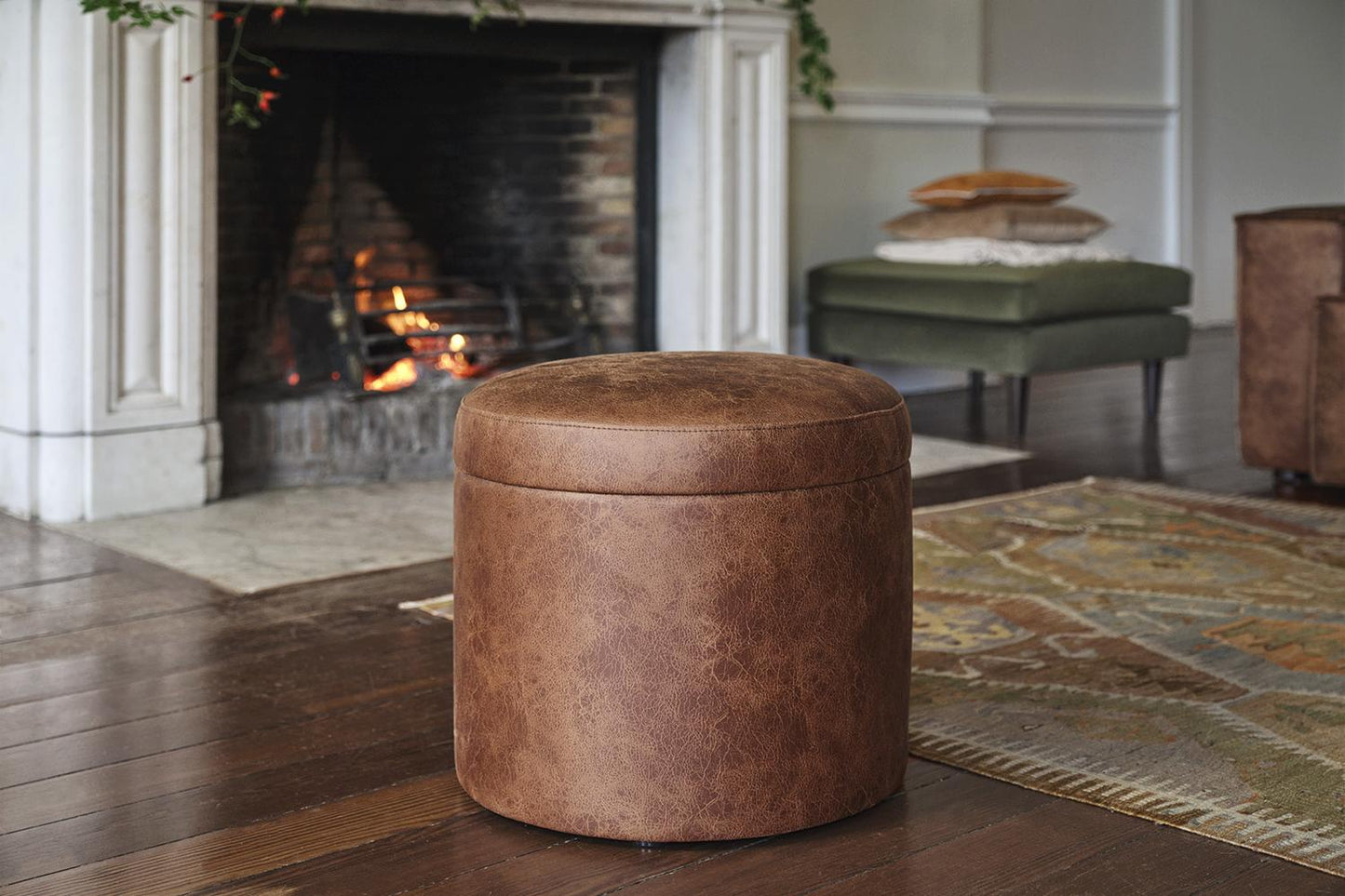 Storage 03, Chestnut