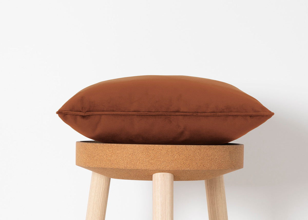 Cushion 01, Umber
