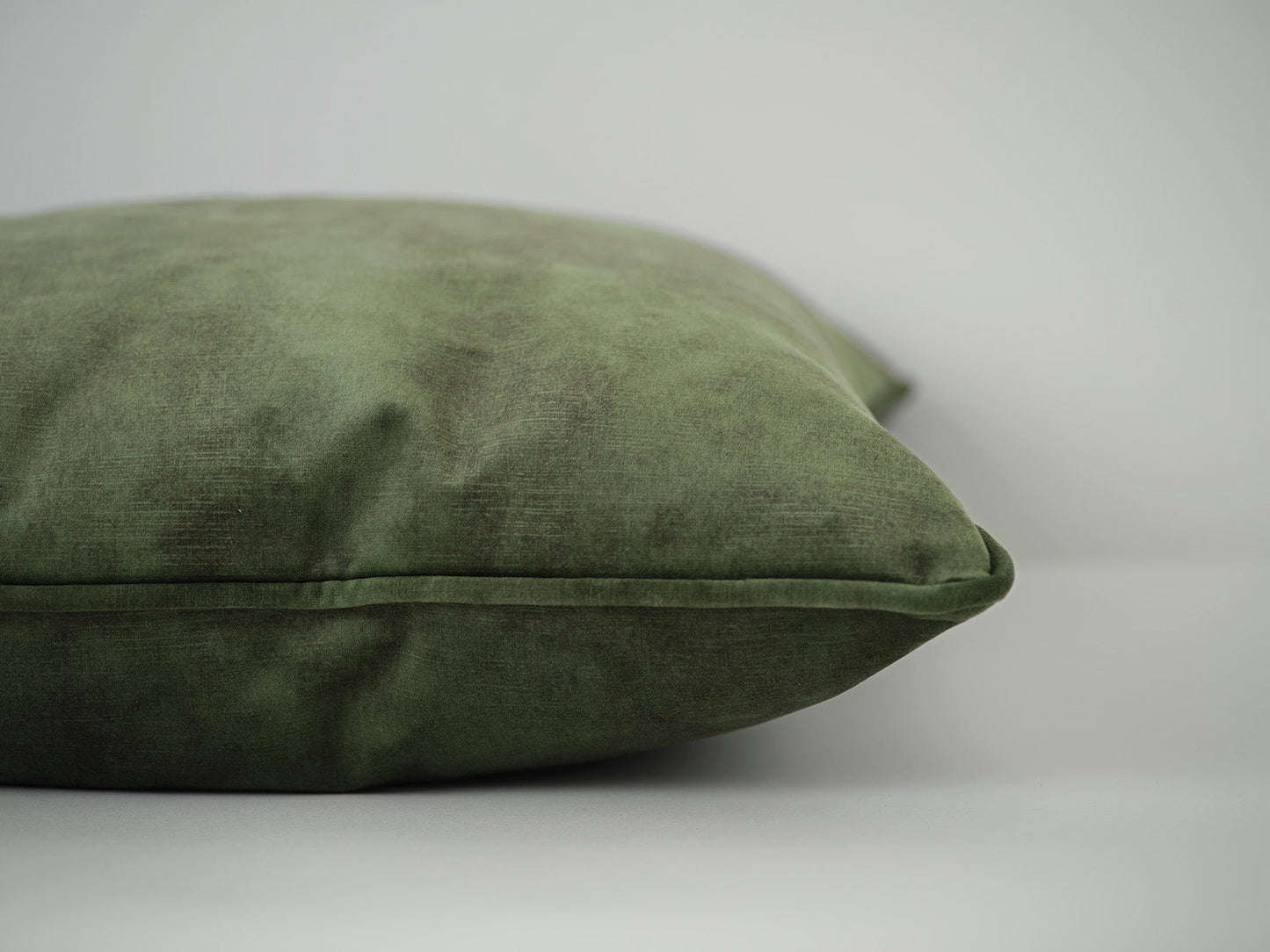 Cushion 01, Conifer