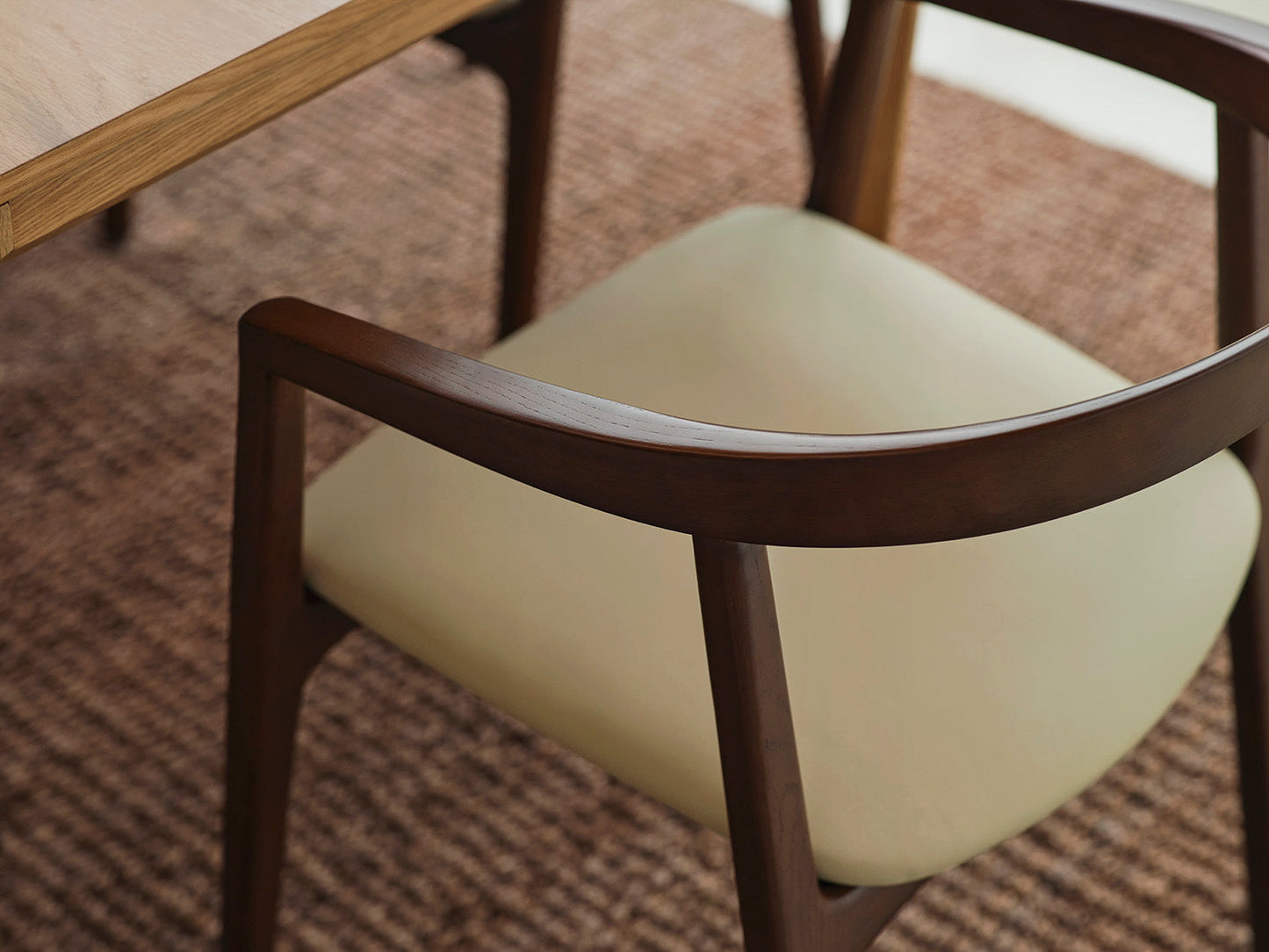 Dining Chair 01 (set of 2), Walnut / Oyster