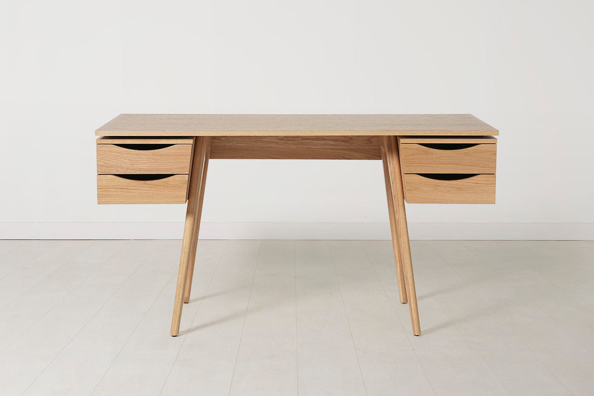 Desk 03