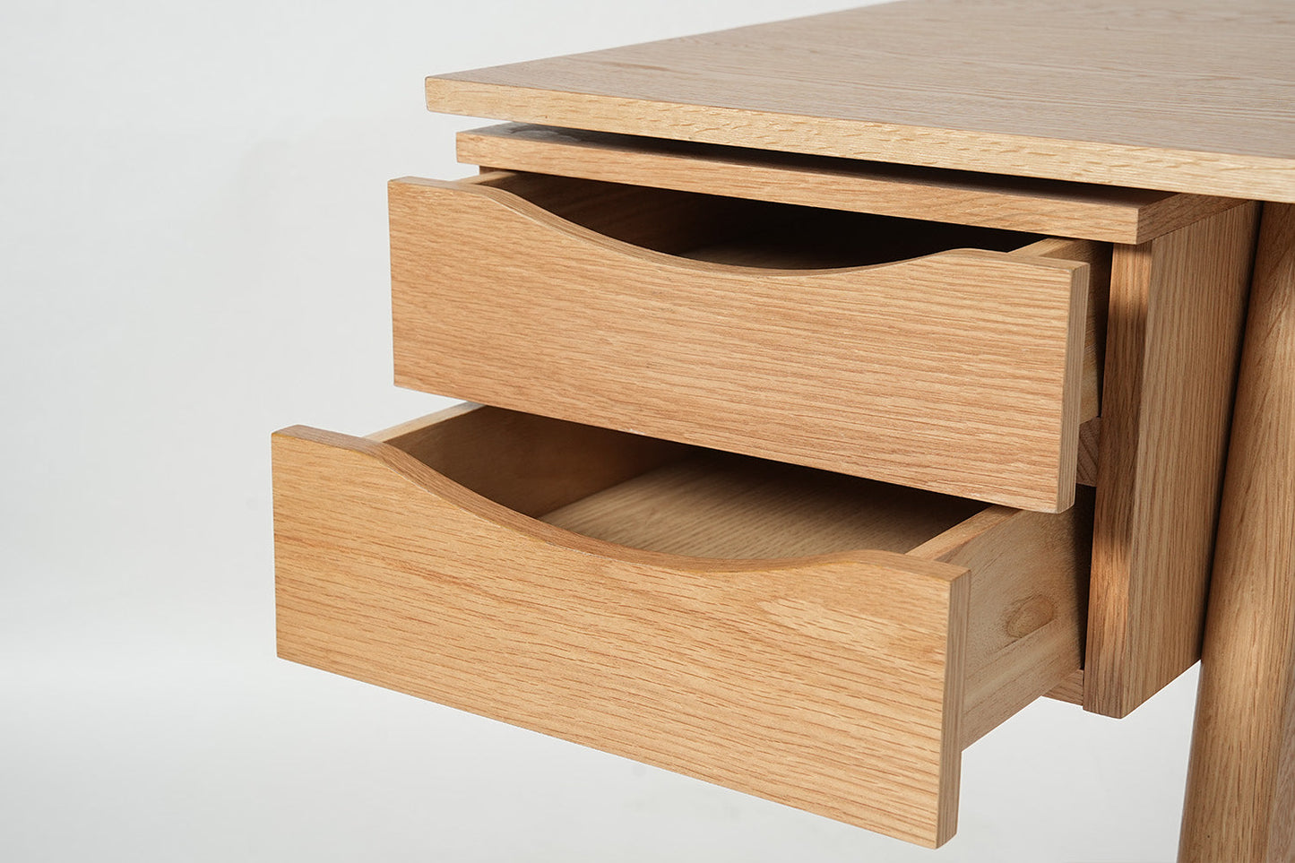 Desk 03