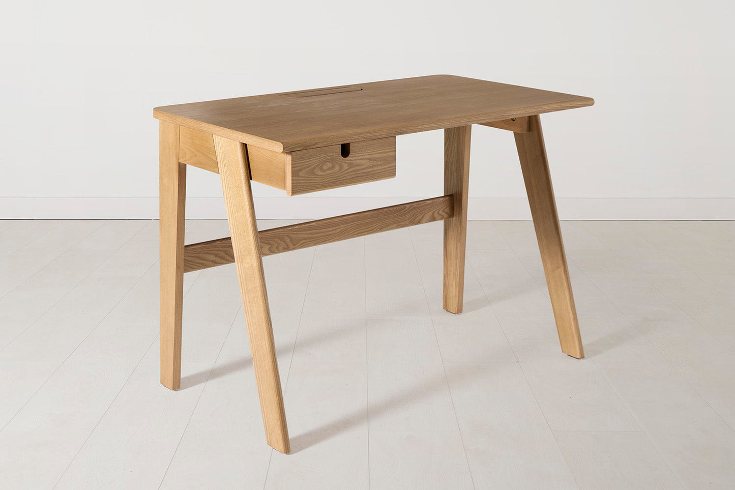 Desk 02
