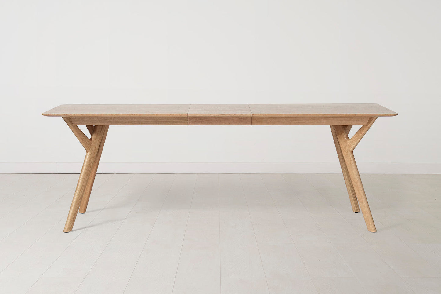 Dining Table 04