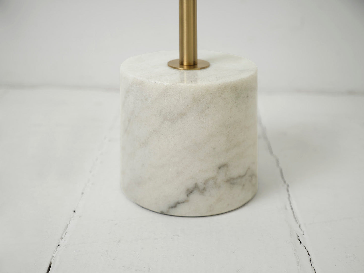 Floor Lamp 02