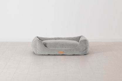 Light Grey Image 01 - K9 02 Medium Front View