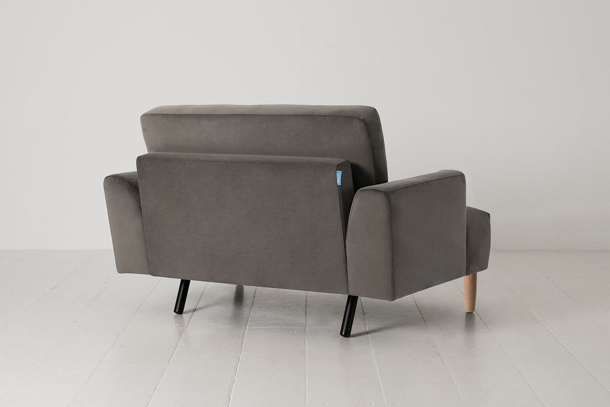 Model 05 Loveseat, Oak / Elephant