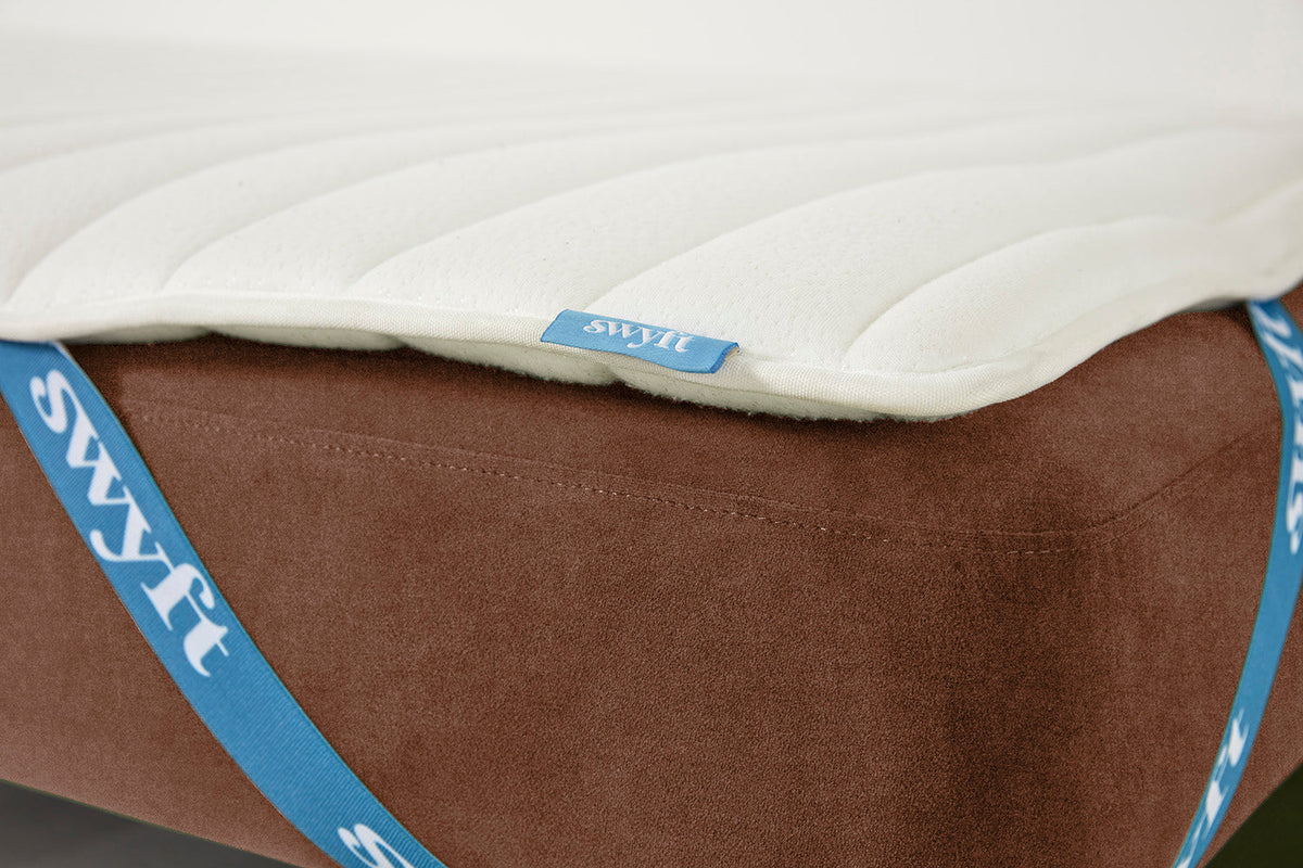Model 04 Sofa Bed 3 Seater, Russet
