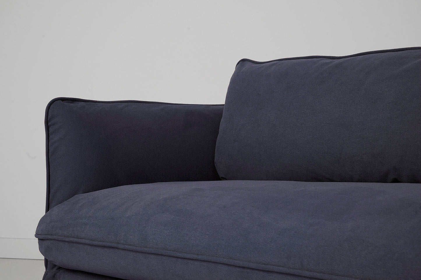 Model 18 2 Seater Sofa, Midnight