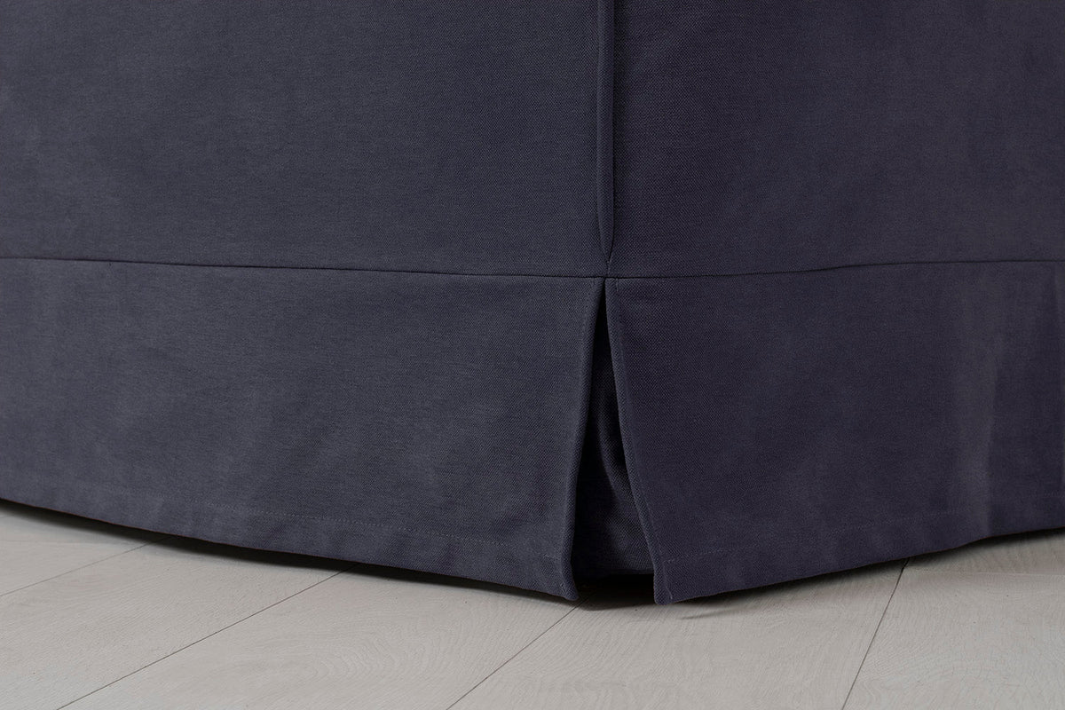 Model 18 3 Seater Sofa, Midnight