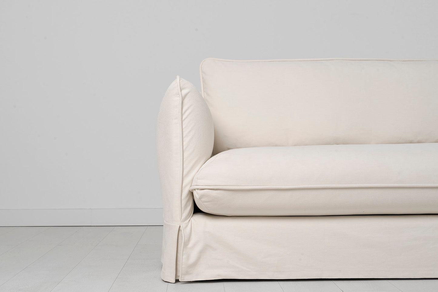 Model 18 3 Seater Sofa, Nougat