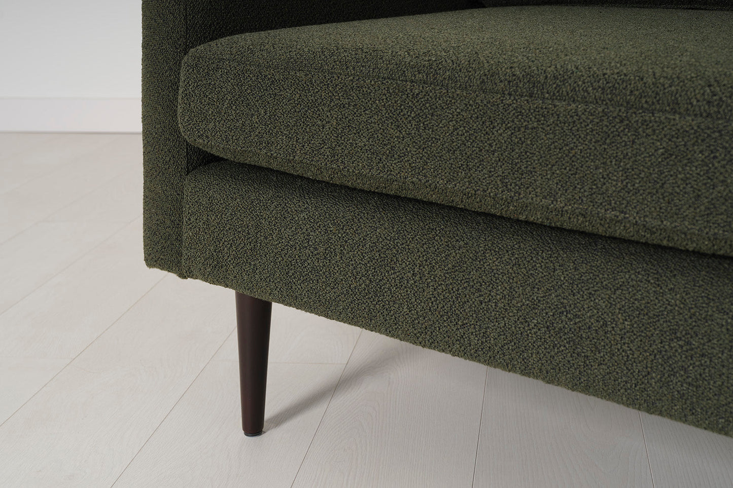 Model 01 Armchair, Fern