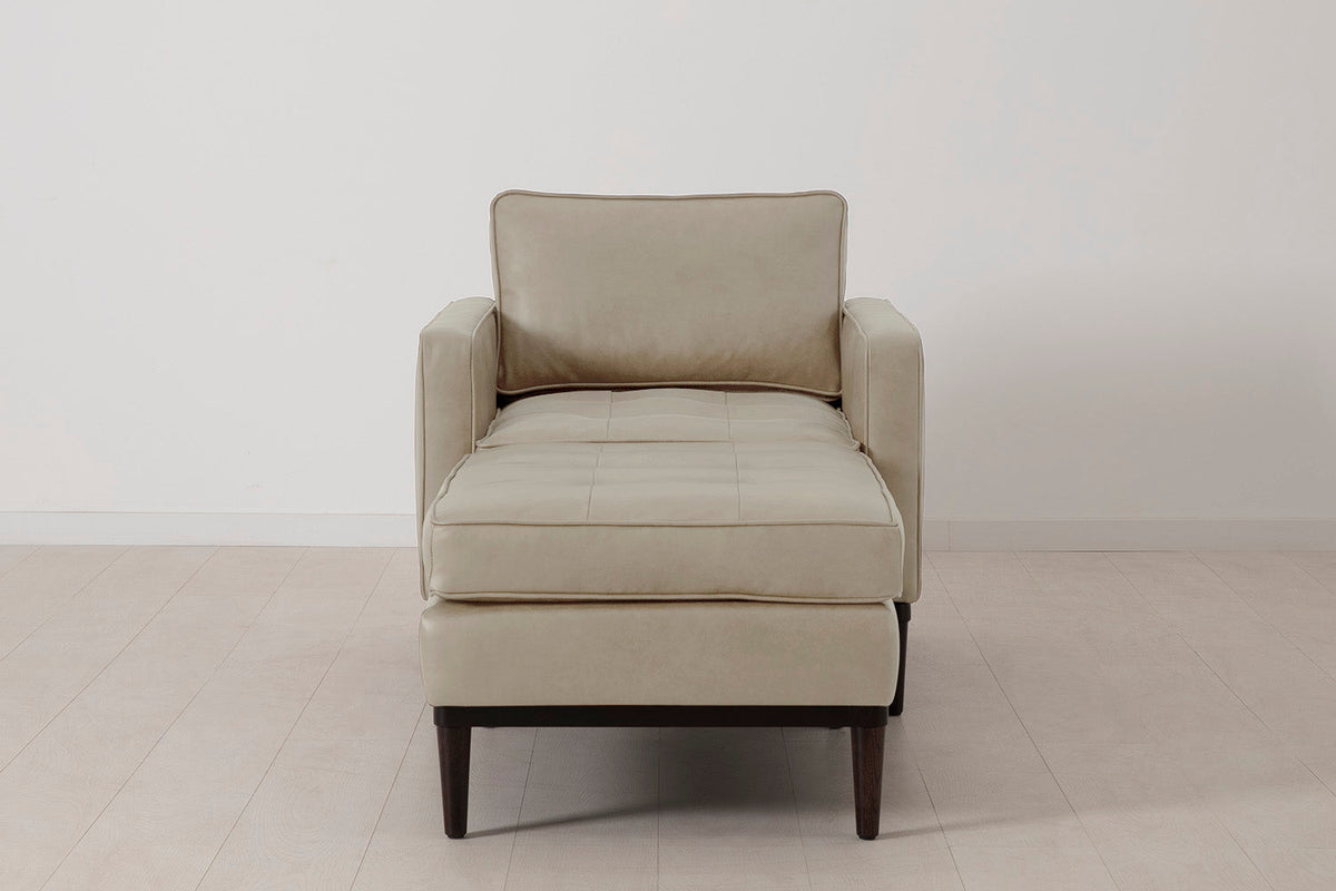 Model 02 Chaise Longue, Oyster