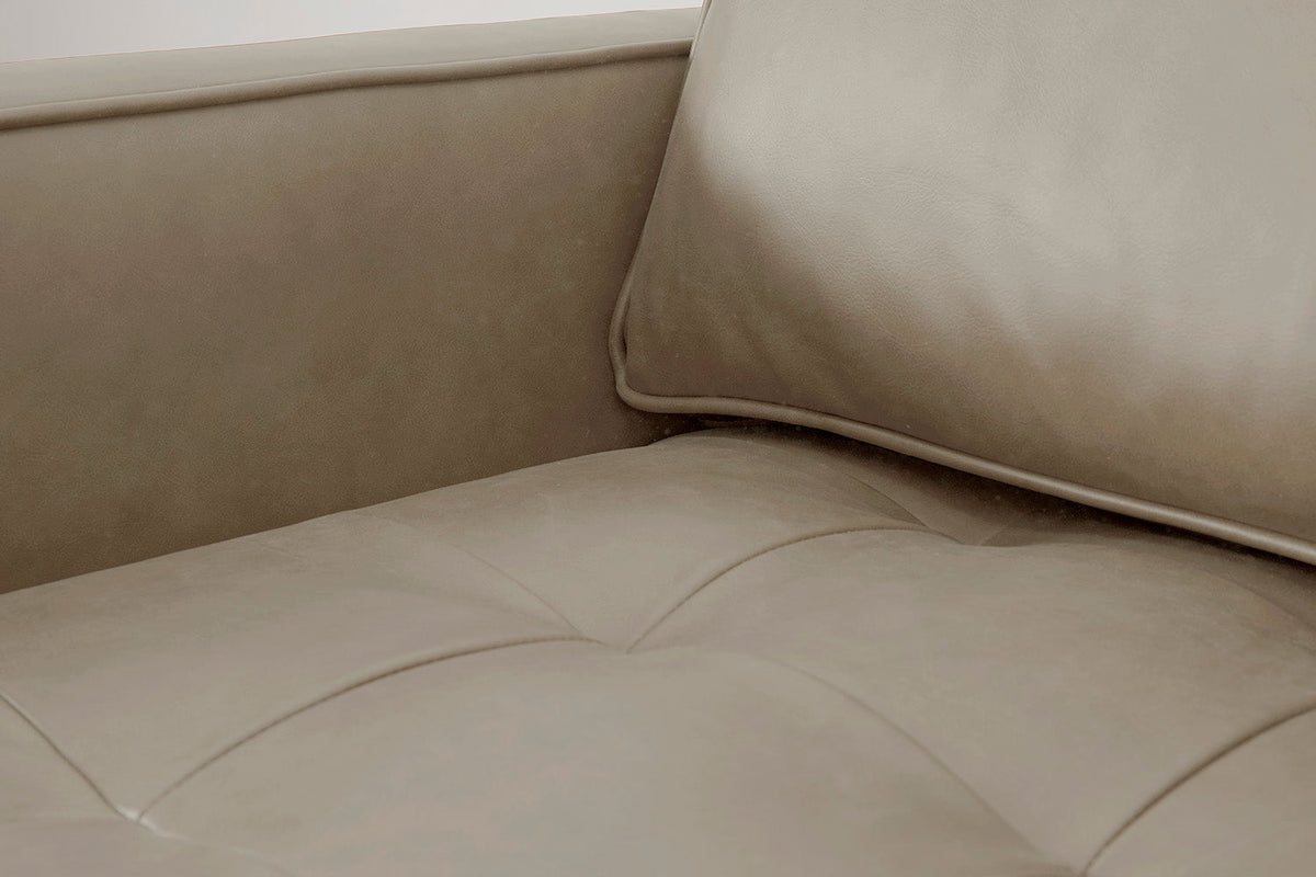 Model 02 Chaise Longue, Oyster