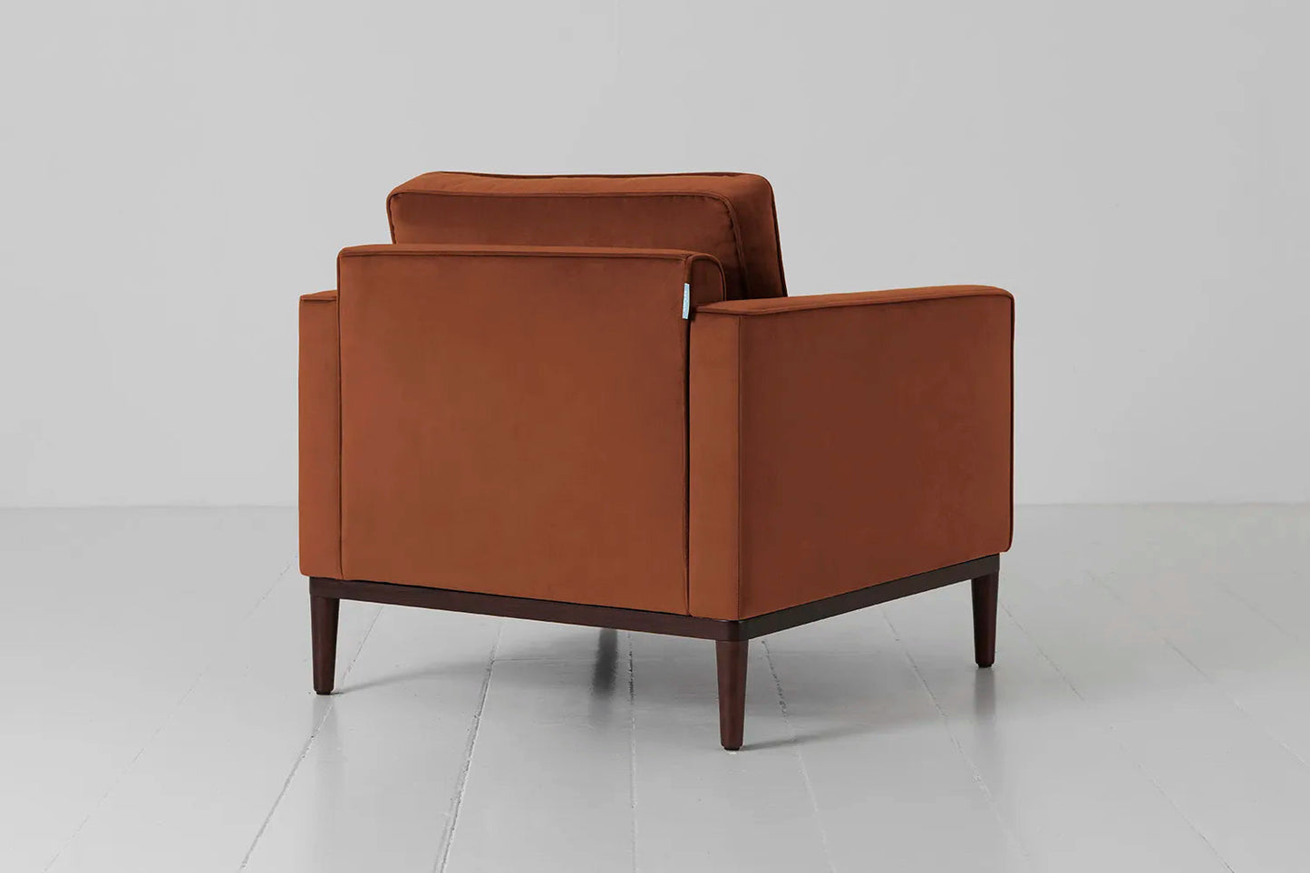 Model 02 Armchair, Umber