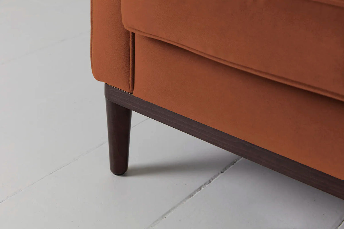 Model 02 Armchair, Umber