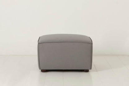 Model 03 Ottoman, Risso