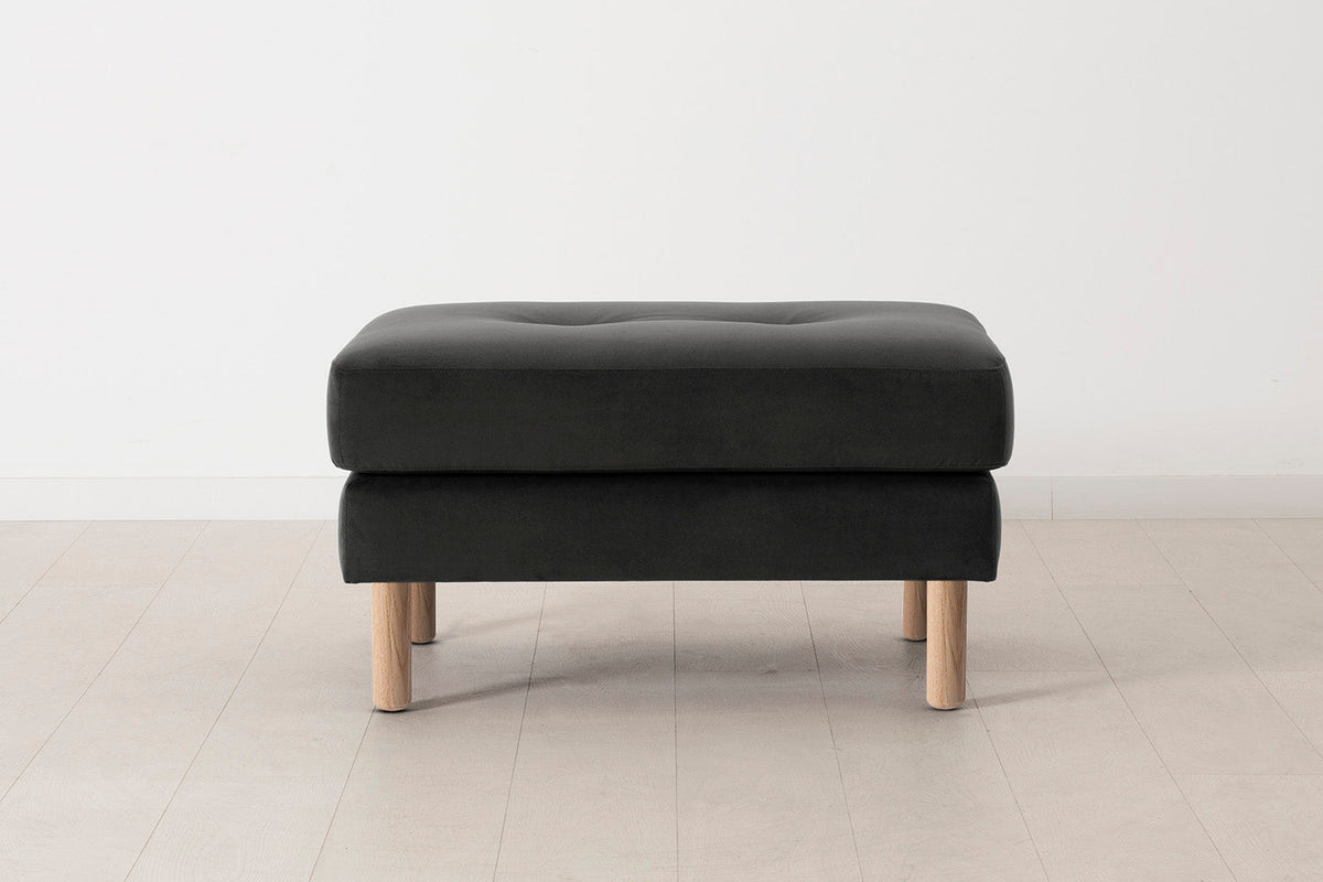 Model 04 Ottoman, Oak / Charcoal