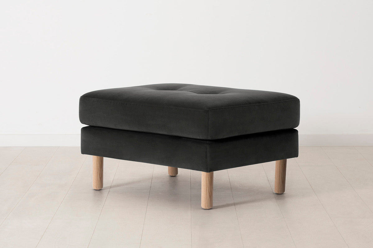 Model 04 Ottoman, Oak / Charcoal