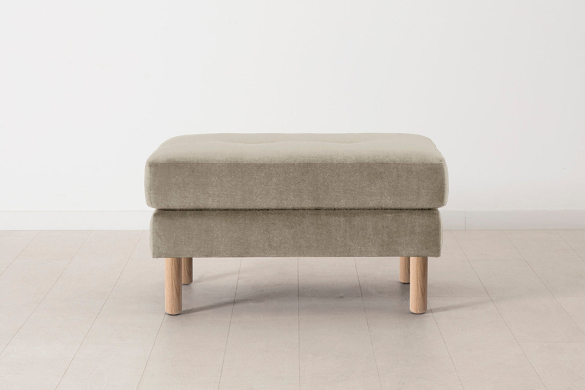 Model 04 Ottoman, Oak / Flax