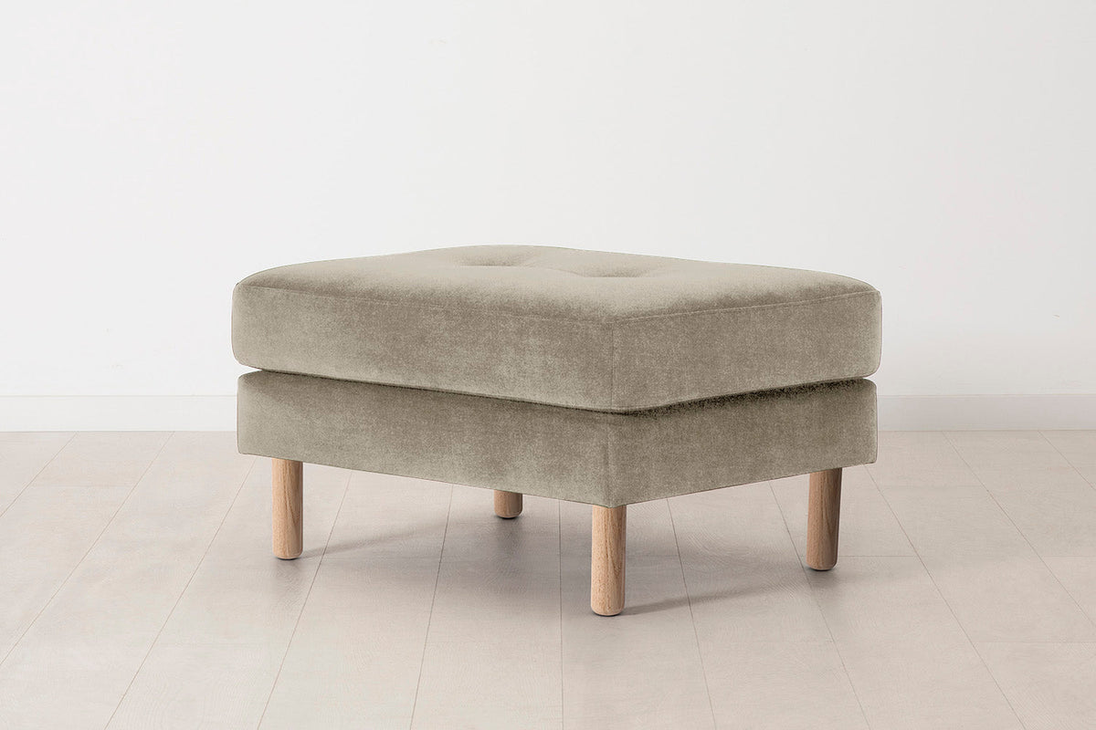Model 04 Ottoman, Oak / Flax