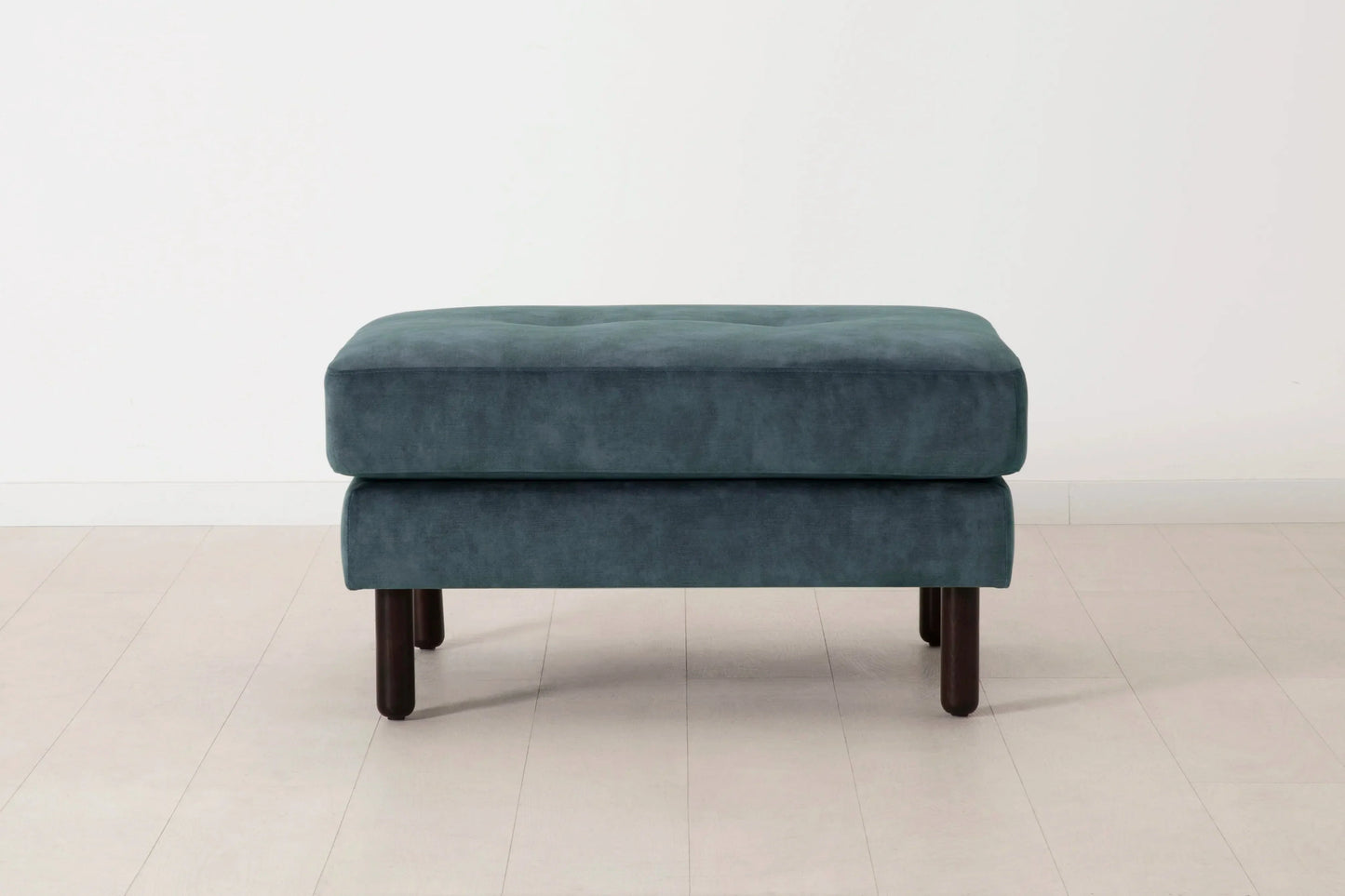 Model 04 Ottoman, Ocean
