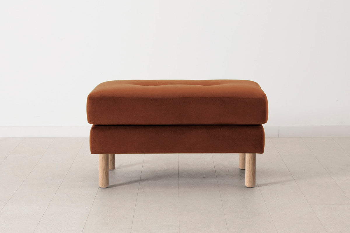 Model 04 Ottoman, Oak / Umber
