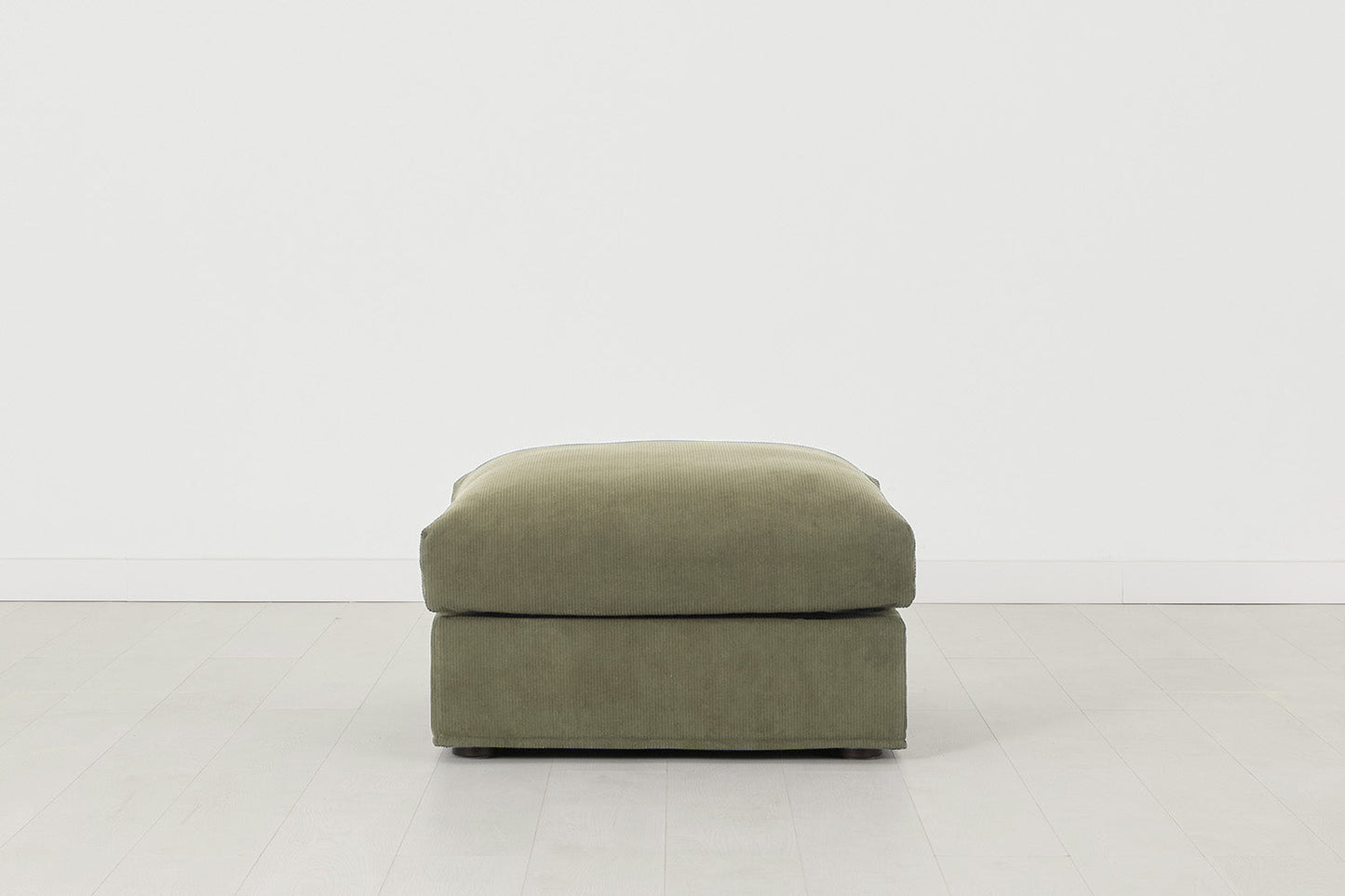Model 06 Ottoman, Fennel
