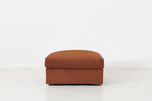 Model 06 Ottoman, Umber